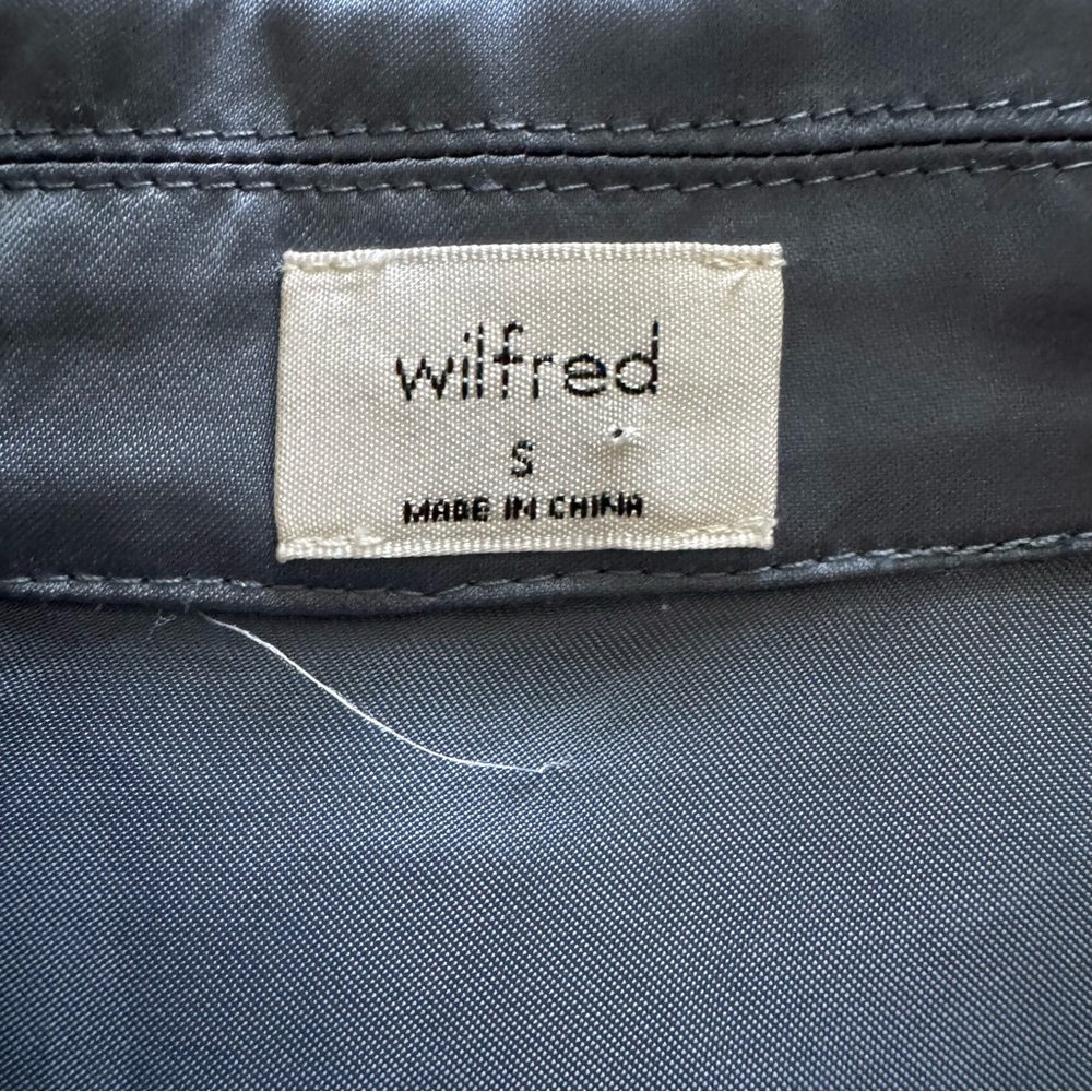 Wilfred by Aritzia Tie-Front Satin Blouse – Granite Blue – Size Small – NWT - Picture 11 of 13